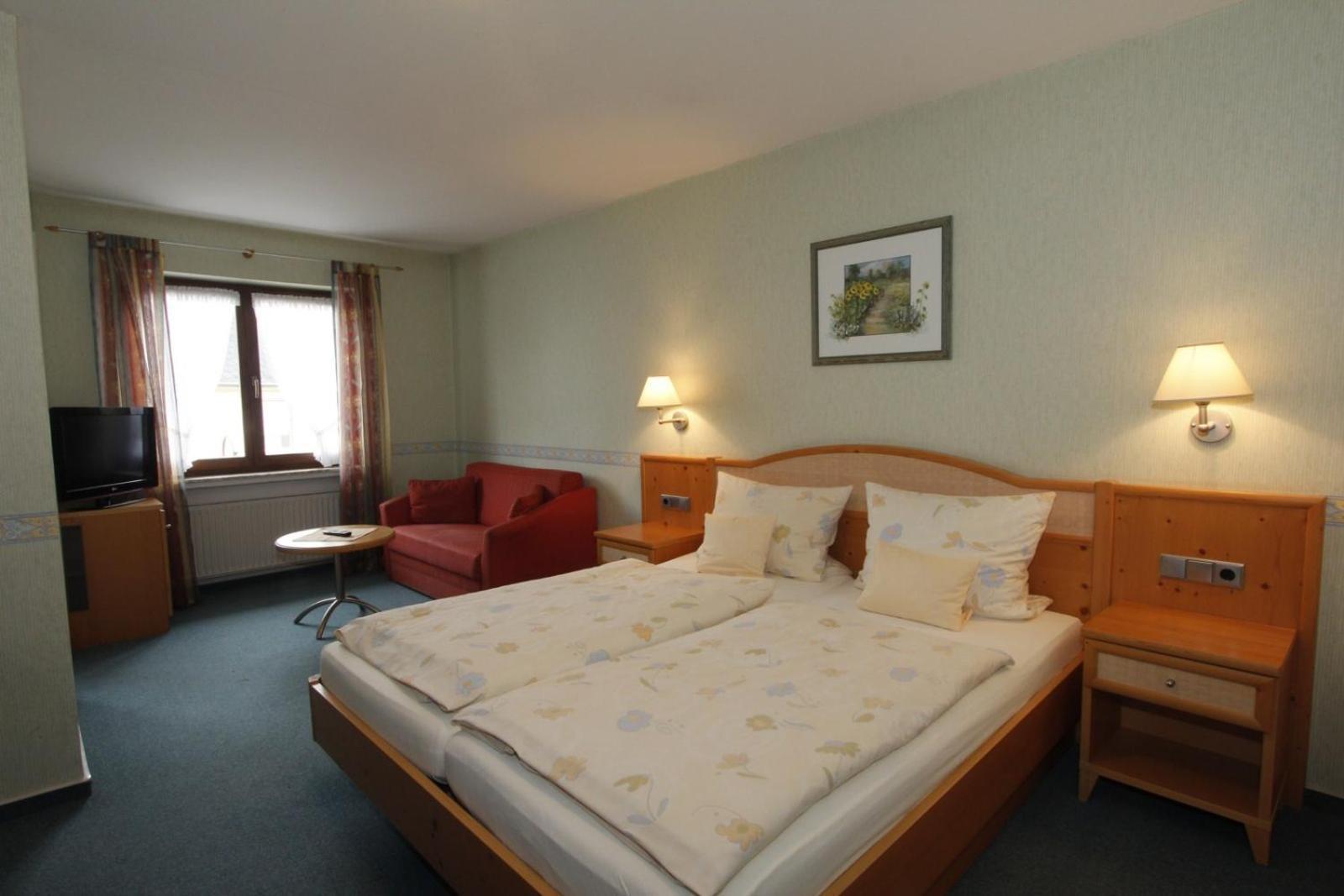 Hotel-Garni-Kachelburg Dieblich Εξωτερικό φωτογραφία